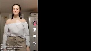 Tiktok Teens bounce boobs No bra Shake tits nips