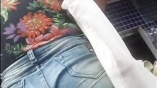 Novinha short socado dentro do rabo