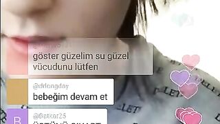 Canli Yayininda Show Yaparken Kaynanasi Cagirdi