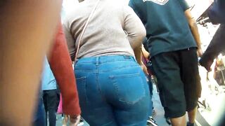 Latina candid donk jeans ass h86..