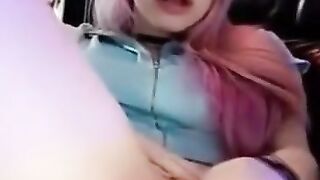 PINK HAIR TEEN LOVES MASTURBATING USING PINK DILDO ON SNAPCHAT