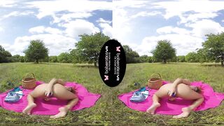 Solo Ornela Morgan is masturbating in the nature, in VR