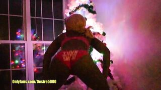 Holiday Twerk big ass booty