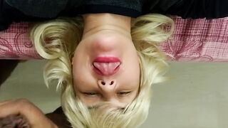 BEAUTIFUL BLONDE MILF FACE HD