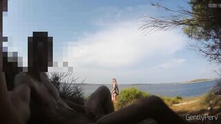 Public beach jerking. The girl passes and talks to me!!