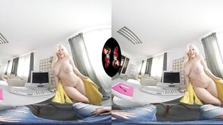 VRLatina - Curvy Blonde Latina Goddess Blonde Fesser Fucking