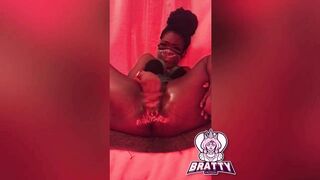 Quick Nut ???? • Ebony Masturbation • Solo Fingering • Female Orgasm