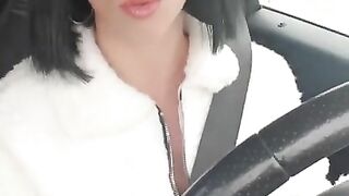 Littleangel84 - Sucking two joggers dicks  - Défi 6