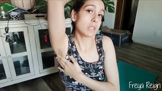 Yoga Girlfriend Teases You With Her Sweaty Armpits: GFE, Armpit Worship & Dirty Talk