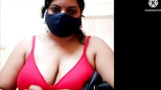 Desi Indian aunty nude video show