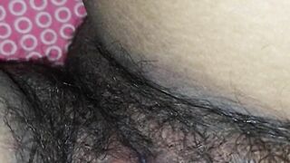 Nind me Maa ki balo wali chuut dekhi. Risky capture -Indian desi hairy pussy.