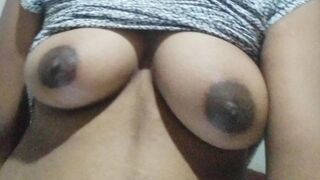 Indian Mallu Aunty Showing Her Boobs and Play Alone 20