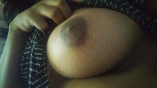 Indian Mallu Aunty Showing Her Boobs and Play Alone 21