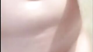 My deshi Muslim gf show ass on video call