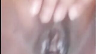 My deshi Muslim gf show ass on video call