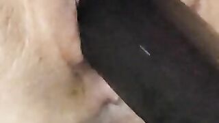 Wife using fuck machine