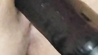 Wife using fuck machine