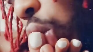 Ebony teen with pretty feet getting her toes licked and sucked on