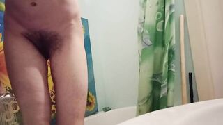 Bathing my hairy ass and hairy armpits