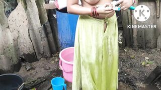 Anita yadav ki topless and hot bathing