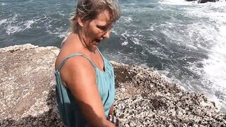 Cliffs blowjob