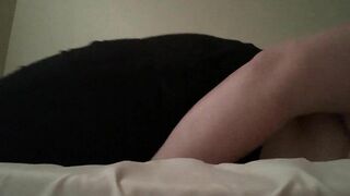 Pillow humping & cumming & moaning