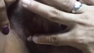 Asian babe like pussy fingering