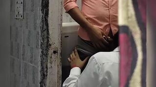 Viral MMS teacher and student caught in school washroom