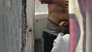 Viral MMS teacher and student caught in school washroom