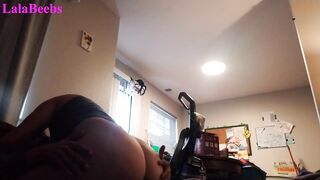 Watch my Phat milf ass ride my Ex