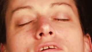 Dirty Dees newest amateur homemade double facial cumshot