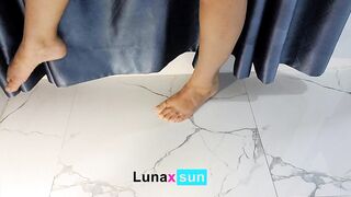 Watch my FEETS ! You jerk off and you cum NOW - Luna Daily Vlog - LunaxSun