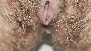 Creamy pink pussy peeing ???? Closeup pee fetish